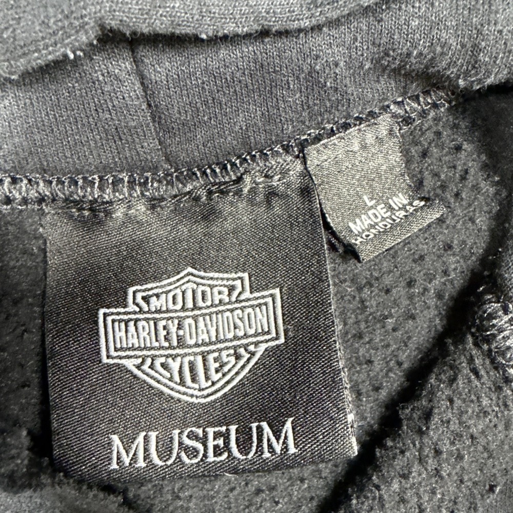 Harley Davidson Museum Hoodie Mens L Black Distressed - Picture 3 of 10